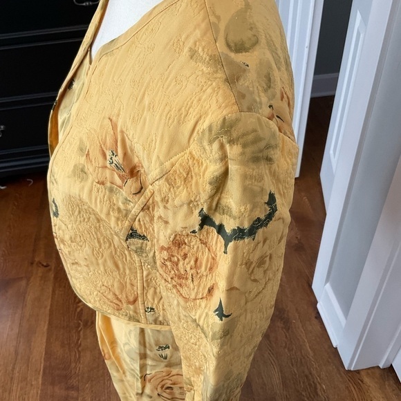 Louis Feraud Yellow Floral Blazer and Dress Set - Picture 8 of 15